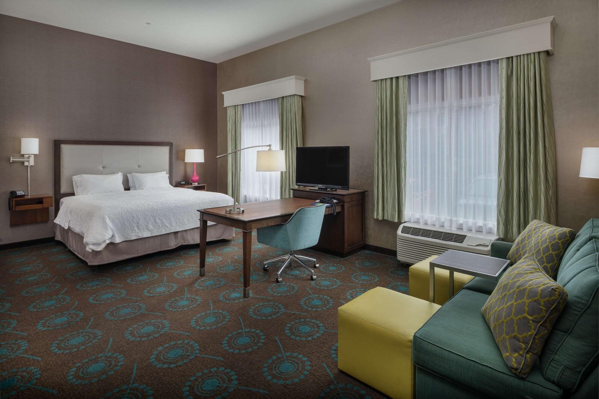 Hampton Inn & Suites Portland/Hillsboro-Evergreen Park Exteriör bild