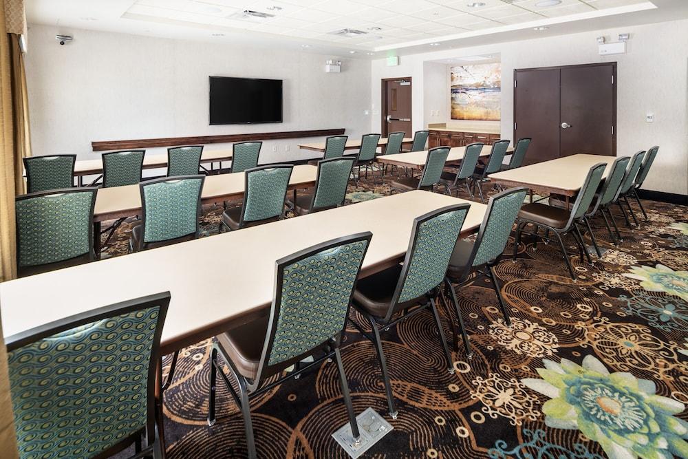 Hampton Inn & Suites Portland/Hillsboro-Evergreen Park Exteriör bild