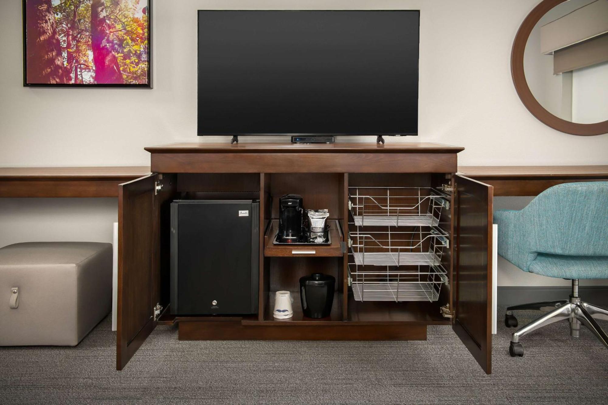 Hampton Inn & Suites Portland/Hillsboro-Evergreen Park Exteriör bild
