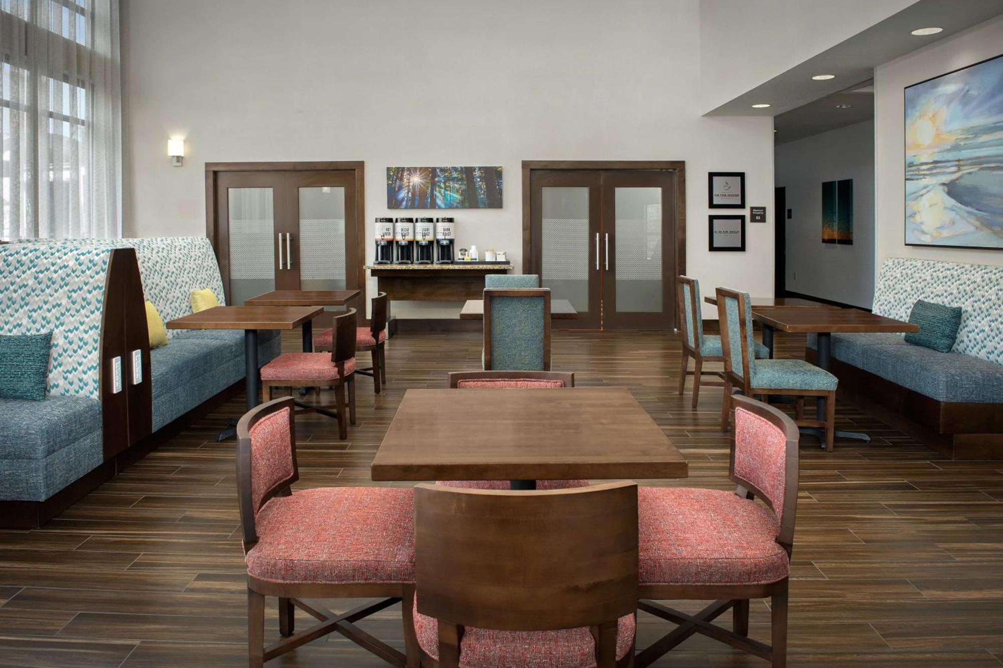 Hampton Inn & Suites Portland/Hillsboro-Evergreen Park Exteriör bild